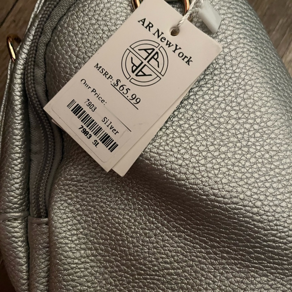 AR New York Metallic Silver Handbag